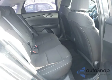 2019 Kia Forte Lxs из США, поврежденный, VIN 3KPF24AD7KE116335